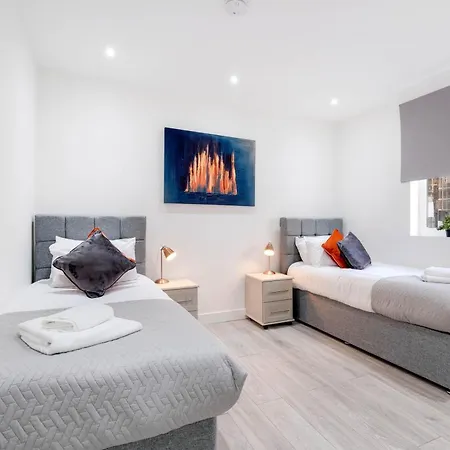 Corby Town Centre Serviced Apartments Exterior photo