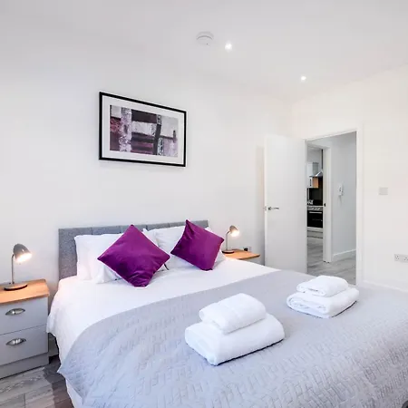 Corby Town Centre Serviced Apartments Exterior photo