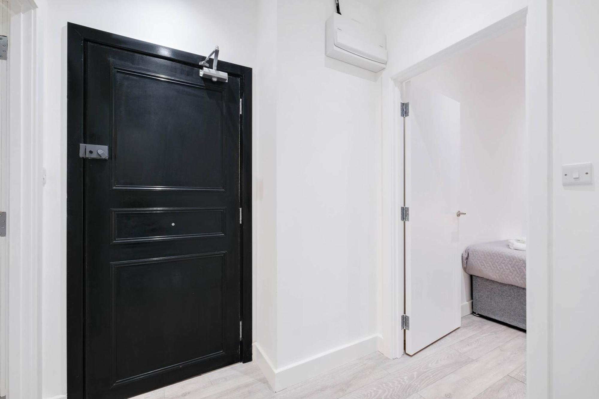 Town Centre Serviced Apartment Corby